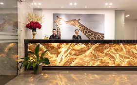 Len'S Hotel
